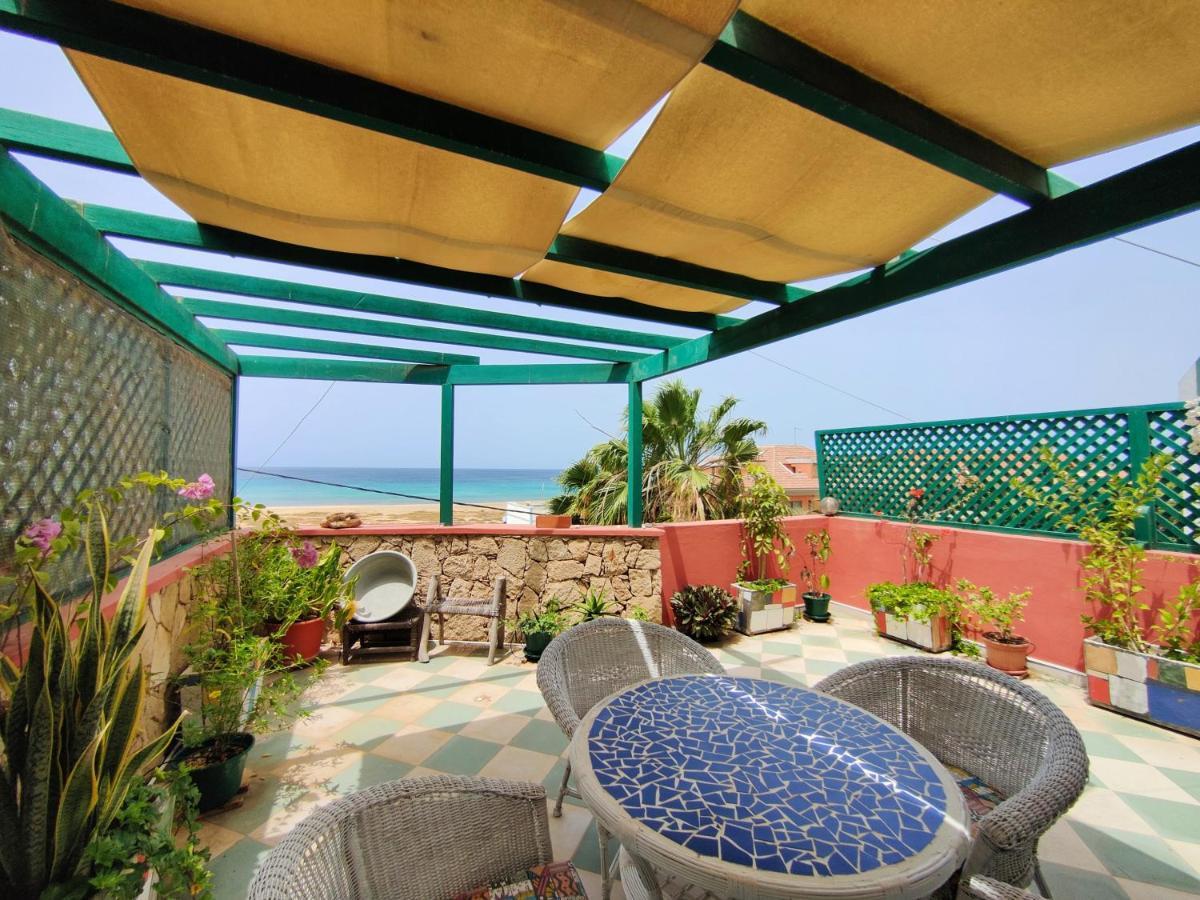 Апартаменты Albis Harena - Ibiscus Attico Ocean View Санта-Мария Экстерьер фото