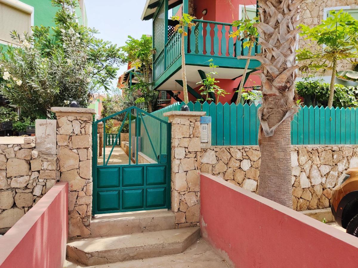 Апартаменты Albis Harena - Ibiscus Attico Ocean View Санта-Мария Экстерьер фото
